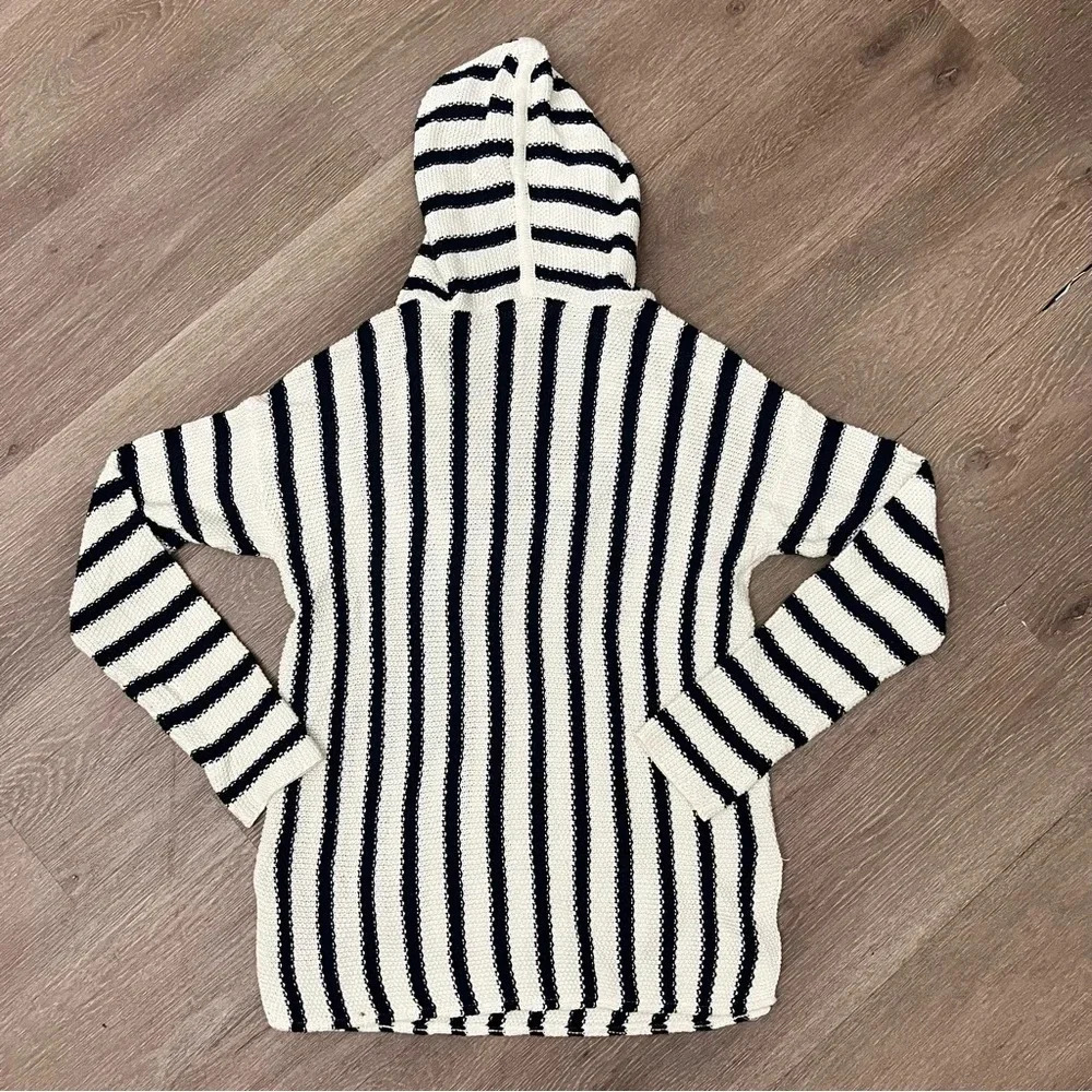 Vince Camuto Stripe Knit Cozy Comfy Hoodie - Picture 3 of 6